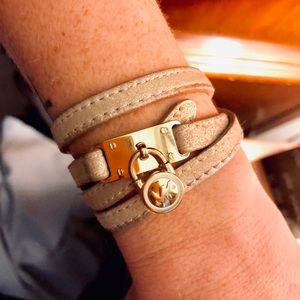 Michael Kors Wrap Braclet